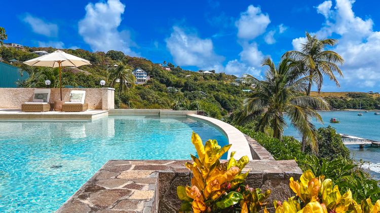 Bequia Beach Hotel Pool