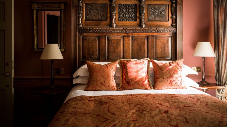 <b>Batty Langley's Hotel Room</b>. Images powered by <a href="https://www.leonardoworldwide.com/" title="Leonardo Worldwide" target="_blank">Leonardo</a>.