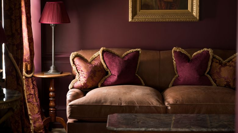 <b>Batty Langley's Hotel Suite</b>. Images powered by <a href="https://www.leonardoworldwide.com/" title="Leonardo Worldwide" target="_blank">Leonardo</a>.