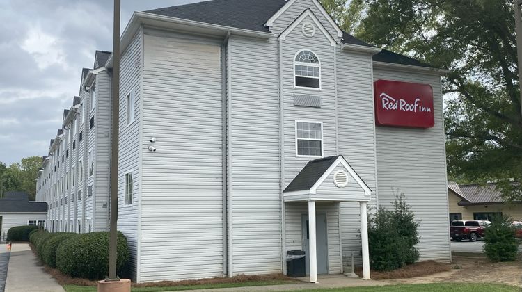 Red Roof Inn Winston-Salem Exterior