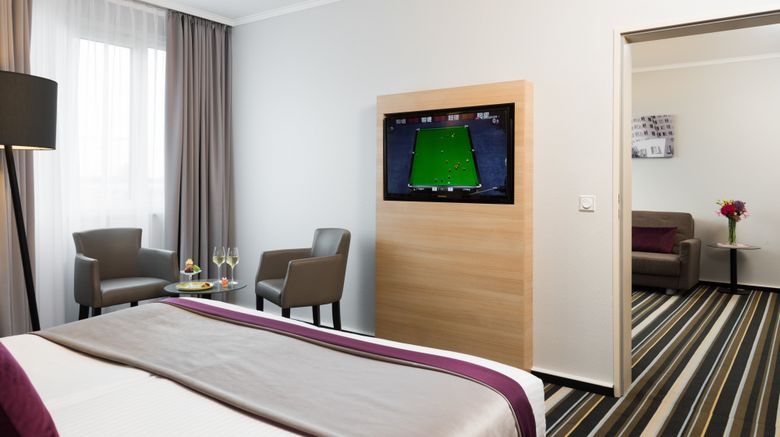 <b>Leonardo Hotel Duesseldorf City Center Suite</b>. Images powered by <a href="https://www.leonardoworldwide.com/" title="Leonardo Worldwide" target="_blank">Leonardo</a>.