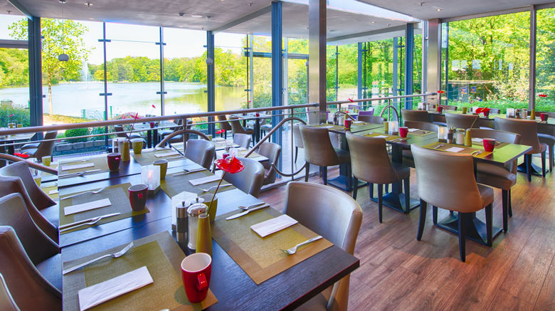 <b>Leonardo Royal Hotel Koeln Am Stadtwald Restaurant</b>. Images powered by <a href="https://www.leonardoworldwide.com/" title="Leonardo Worldwide" target="_blank">Leonardo</a>.