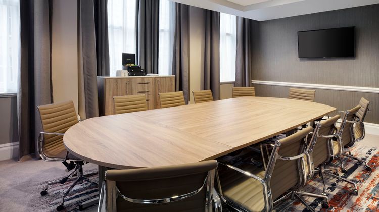 Leonardo Hotel Cardiff Meeting