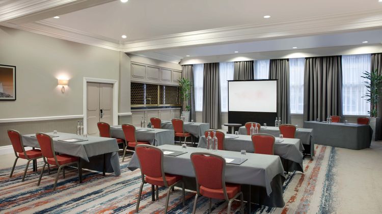 Leonardo Hotel Cardiff Meeting