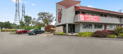 Red Roof Inn Lansing East - MSU Exterior