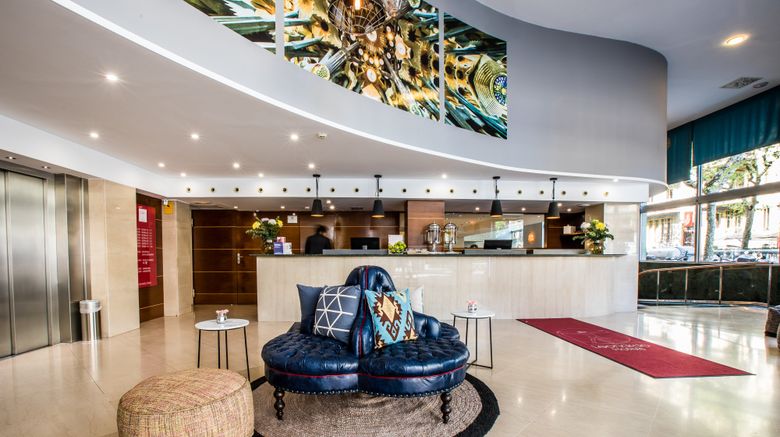 <b>Leonardo Hotel Barcelona Gran Via Lobby</b>. Images powered by <a href="https://www.leonardoworldwide.com/" title="Leonardo Worldwide" target="_blank">Leonardo</a>.