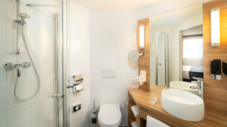 Leonardo Hotel Vienna Schonbrunn Room