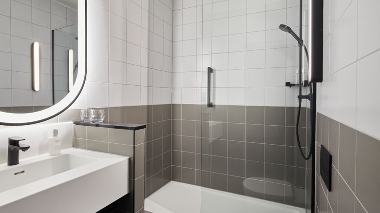 <b>Leonardo Hotel Dublin Christchurch Room</b>. Images powered by <a href="https://www.leonardoworldwide.com/" title="Leonardo Worldwide" target="_blank">Leonardo</a>.