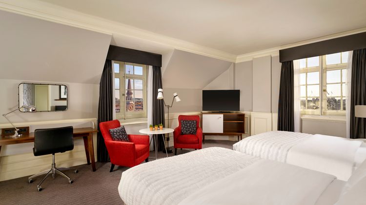 The Dilly Room