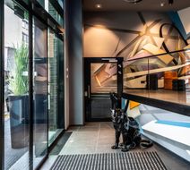 NYX Hotel Hamburg Lobby
