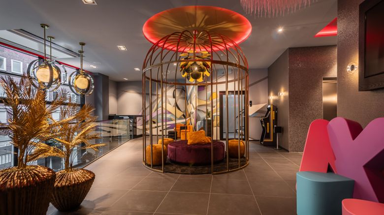 <b>NYX Hotel Hamburg Lobby</b>. Images powered by <a href="https://www.leonardoworldwide.com/" title="Leonardo Worldwide" target="_blank">Leonardo</a>.