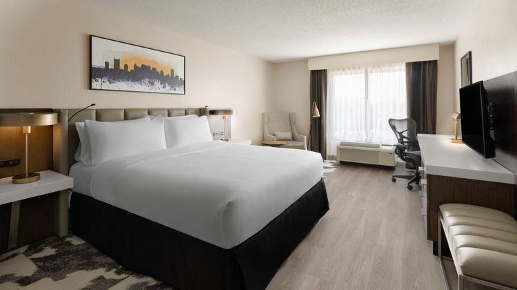 Crowne Plaza Nashville Airport Room