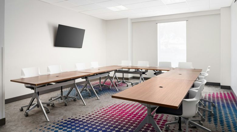 <b>Aloft Miami Dadeland Meeting</b>. Images powered by <a href="https://www.leonardoworldwide.com/" title="Leonardo Worldwide" target="_blank">Leonardo</a>.