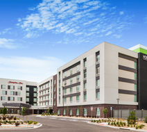 Hampton Aurora Medical Exterior