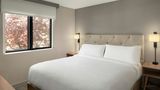 Four Points by Sheraton Downtown Seattle Room
