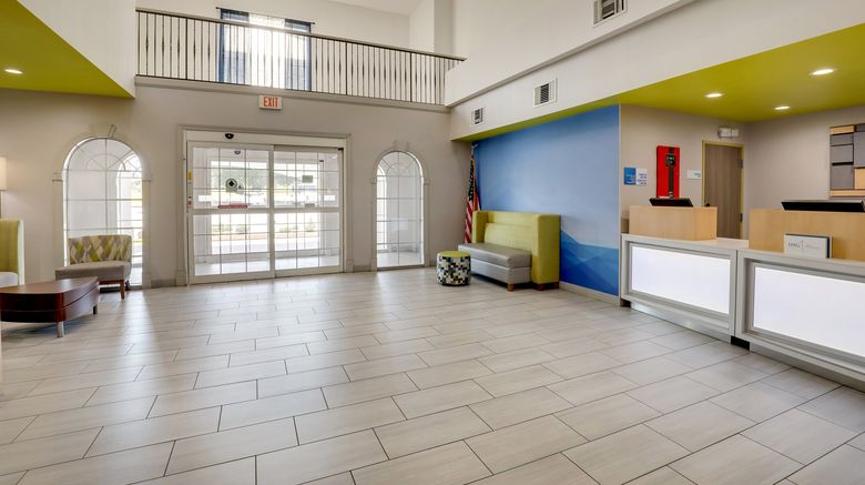 <b>Holiday Inn Express Hotel & Suites Exterior</b>. Images powered by <a href="https://www.leonardoworldwide.com/" title="Leonardo Worldwide" target="_blank">Leonardo</a>.