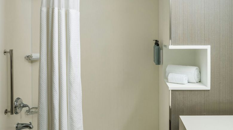 <b>Courtyard By Marriott Columbus OSU Room</b>. Images powered by <a href="https://www.leonardoworldwide.com/" title="Leonardo Worldwide" target="_blank">Leonardo</a>.