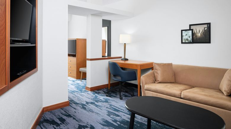 <b>Fairfield Inn & Suites Marianna Suite</b>. Images powered by <a href="https://www.leonardoworldwide.com/" title="Leonardo Worldwide" target="_blank">Leonardo</a>.