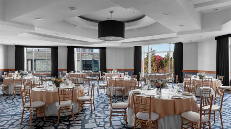 <b>Le Meridien Boston Cambridge Lobby</b>. Images powered by <a href="https://www.leonardoworldwide.com/" title="Leonardo Worldwide" target="_blank">Leonardo</a>.