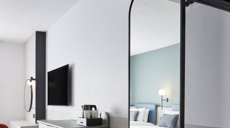 Leonardo Hotel Dublin Parnell Street Room