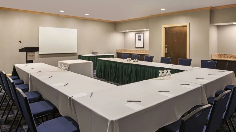 <b>Courtyard Los Angeles Baldwin Park Meeting</b>. Images powered by <a href="https://www.leonardoworldwide.com/" title="Leonardo Worldwide" target="_blank">Leonardo</a>.