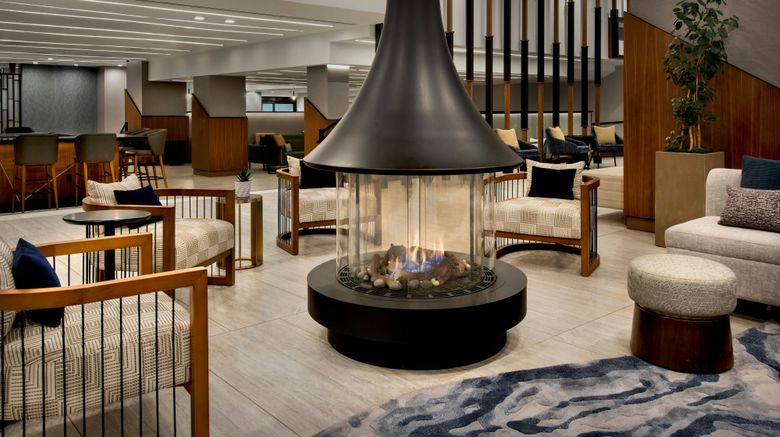 <b>Marriott Springfield Downtown Lobby</b>. Images powered by <a href="https://www.leonardoworldwide.com/" title="Leonardo Worldwide" target="_blank">Leonardo</a>.