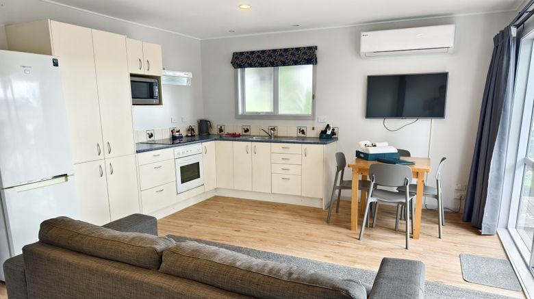 <b>Hideaway of Rotorua Room</b>. Images powered by <a href="https://www.leonardoworldwide.com/" title="Leonardo Worldwide" target="_blank">Leonardo</a>.