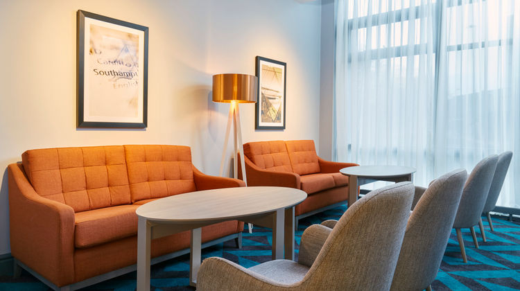 Leonardo Hotel Southampton Lobby