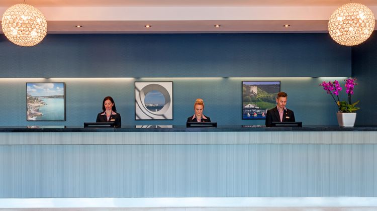 Leonardo Hotel Plymouth Lobby