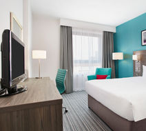 Leonardo Hotel Belfast Room
