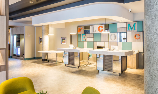 Leonardo Hotel Belfast Lobby