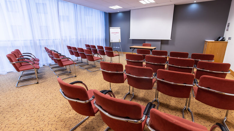 <b>Leonardo Hotel London Watford Meeting</b>. Images powered by <a href="https://www.leonardoworldwide.com/" title="Leonardo Worldwide" target="_blank">Leonardo</a>.