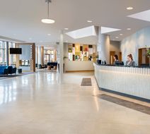 Leonardo Hotel Liverpool Lobby