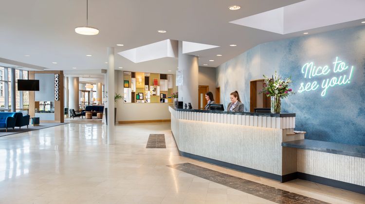 Leonardo Hotel Liverpool Lobby