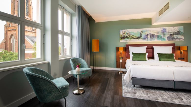 <b>Leonardo Royal Hotel Berlin Suite</b>. Images powered by <a href="https://www.leonardoworldwide.com/" title="Leonardo Worldwide" target="_blank">Leonardo</a>.