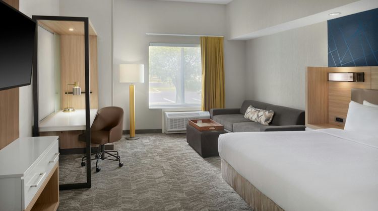SpringHill Suites Lansing Suite