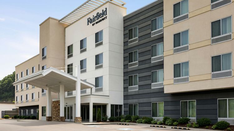 Fairfield Inn & Suites Bristol Exterior