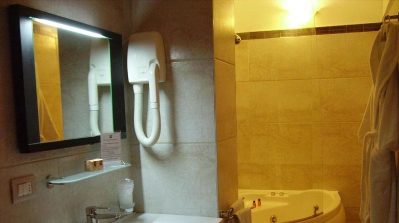 <b>Hotel Degli Haethey Room</b>. Images powered by <a href="https://www.leonardoworldwide.com/" title="Leonardo Worldwide" target="_blank">Leonardo</a>.