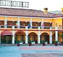 La Rondinaia At Eurocongressi Hotel Exterior
