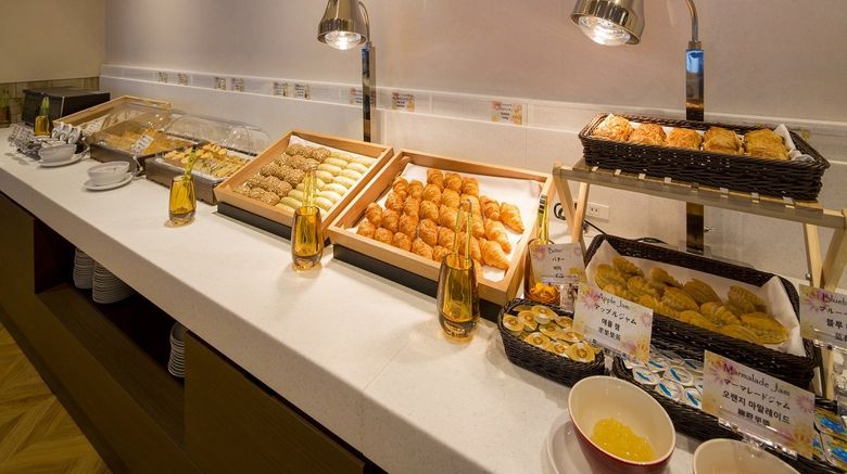 <b>Hotel Monterey Fukuoka Restaurant</b>. Images powered by <a href="https://www.leonardoworldwide.com/" title="Leonardo Worldwide" target="_blank">Leonardo</a>.