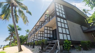 Beachcomber Island Resort