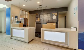 Holiday Inn Exp & Stes Bryan-Montpelier