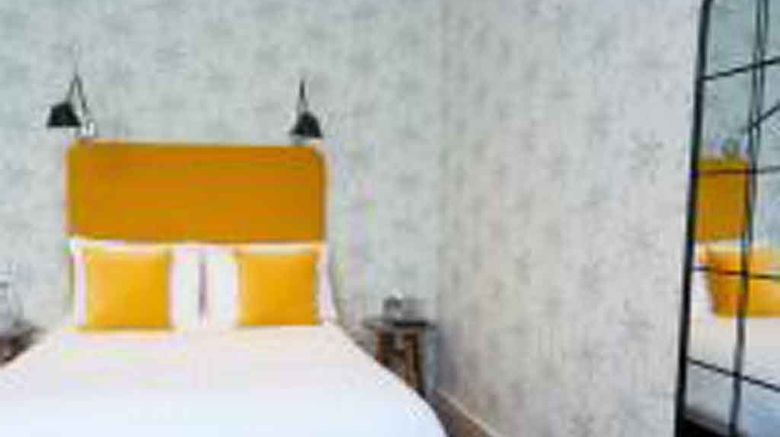 <b>The Embankment Hotel Room</b>. Images powered by <a href="https://www.leonardoworldwide.com/" title="Leonardo Worldwide" target="_blank">Leonardo</a>.