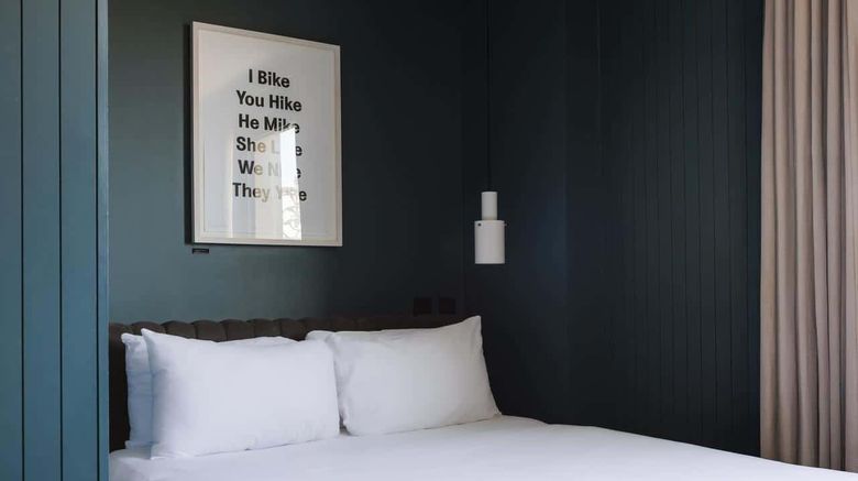 <b>The Devlin Dublin Room</b>. Images powered by <a href="https://www.leonardoworldwide.com/" title="Leonardo Worldwide" target="_blank">Leonardo</a>.
