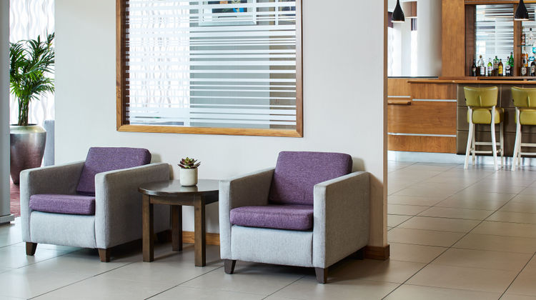 Leonardo Hotel Bradford Lobby