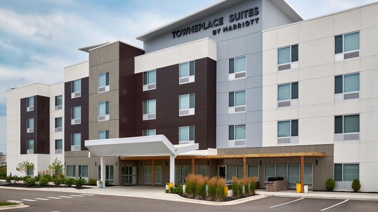 TownePlace Suites Lansing North Exterior