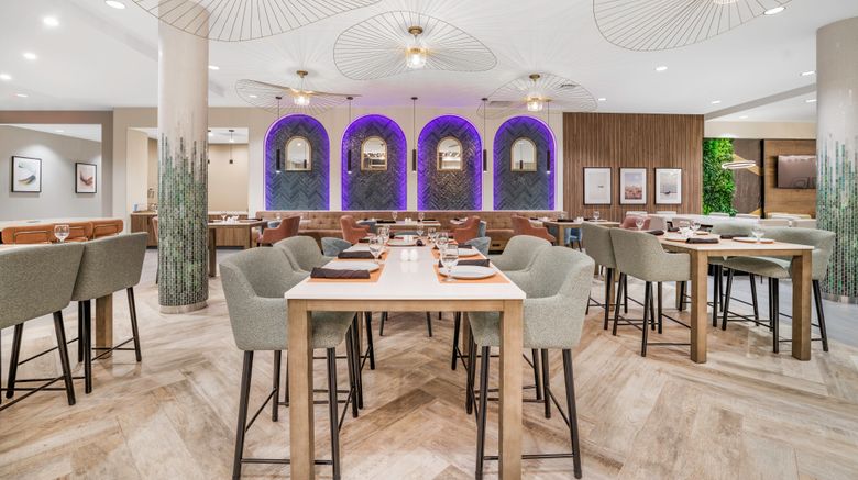<b>Hilton Garden Inn Nashville Opryland Restaurant</b>. Images powered by <a href="https://www.leonardoworldwide.com/" title="Leonardo Worldwide" target="_blank">Leonardo</a>.