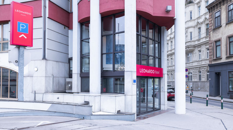 Leonardo Vienna Westbahnhof Exterior