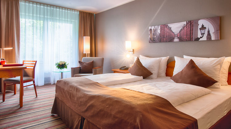 Leonardo Hotel Hamburg Airport Room