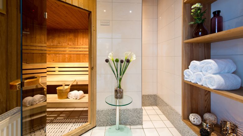 <b>Leonardo Moenchengladbach Spa</b>. Images powered by <a href="https://www.leonardoworldwide.com/" title="Leonardo Worldwide" target="_blank">Leonardo</a>.